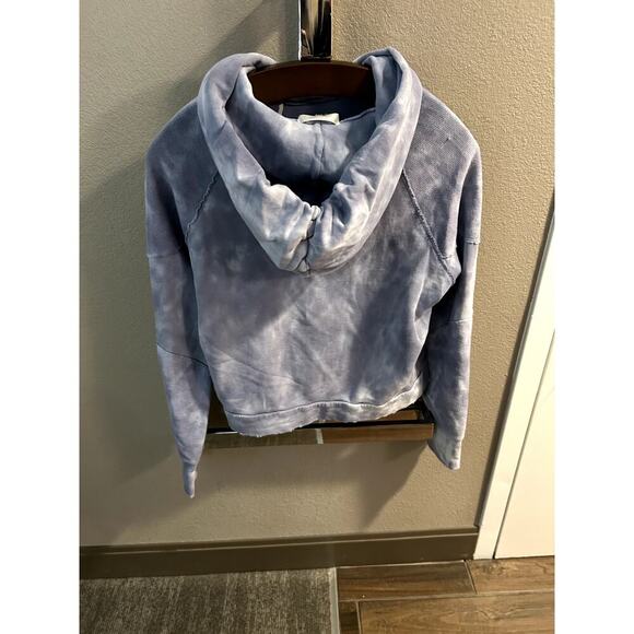 Love Shack Fancy Anarosa Hoodie- Washed Denim Size Small - Picture 9 of 11